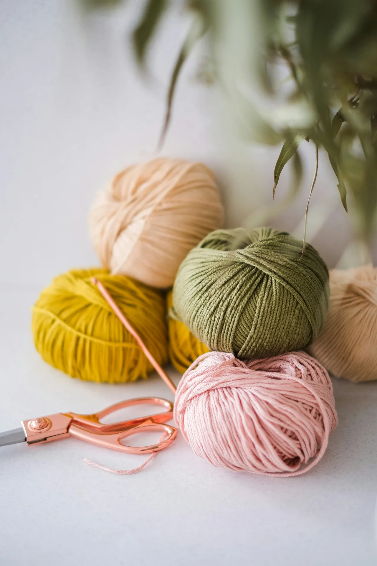 Handmade crochet yarn balls and hook